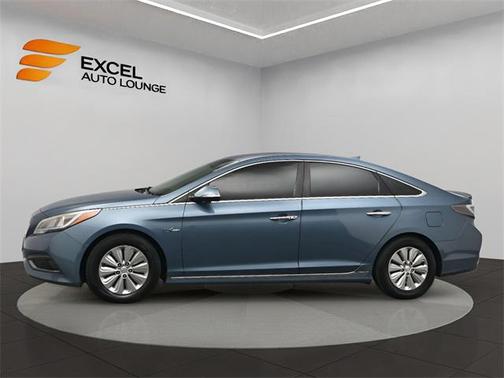 2016 Hyundai SONATA Hybrid SE