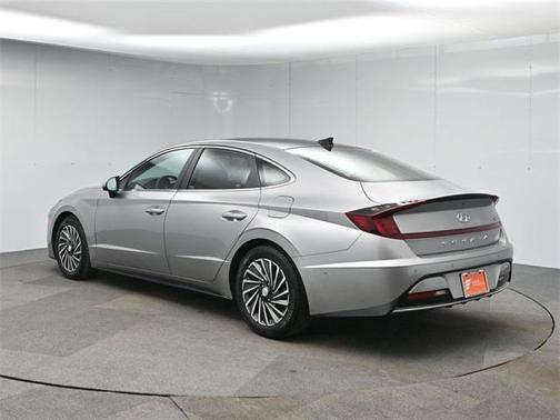2022 Hyundai SONATA Hybrid Limited