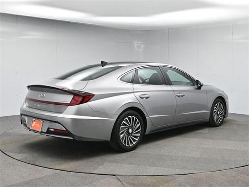 2022 Hyundai SONATA Hybrid Limited