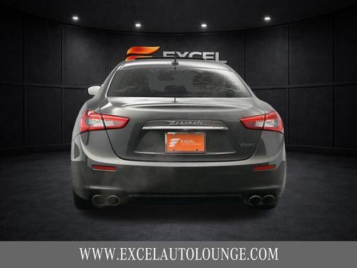 2017 Maserati Ghibli Base