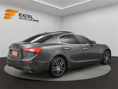 2017 Maserati Ghibli Base