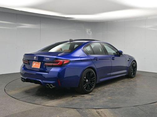 2022 BMW M5 Base