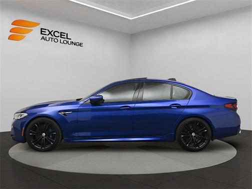 2022 BMW M5 Base