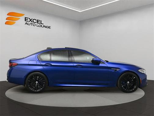 2022 BMW M5 Base