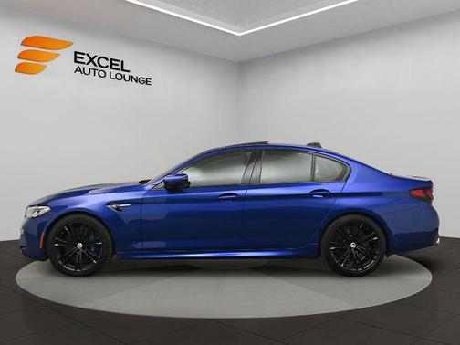 2022 BMW M5 Base