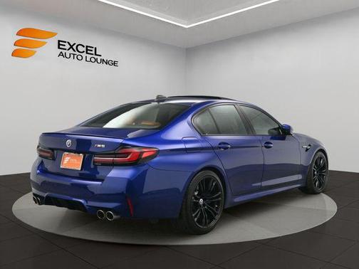 2022 BMW M5 Base