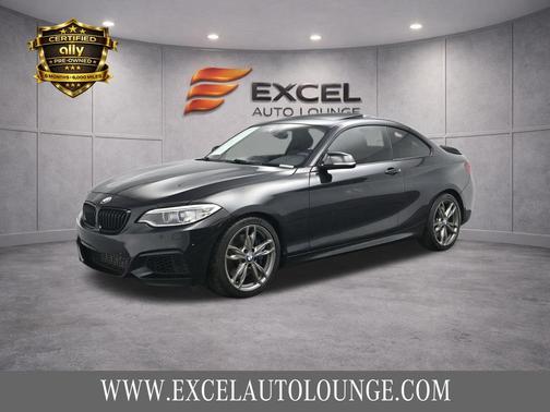 Black Sapphire Metallic 2016 BMW M2 Base