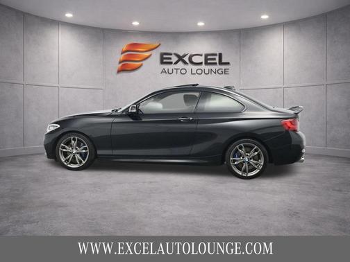 Black Sapphire Metallic 2016 BMW M2 Base