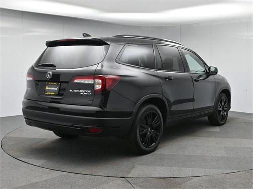 2022 Honda Pilot AWD Black Edition