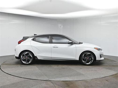 2019 Hyundai Veloster Base