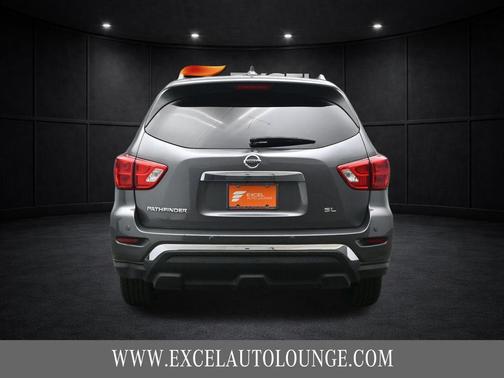 2020 Nissan Pathfinder SL 2WD