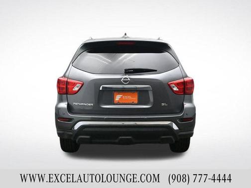 2020 Nissan Pathfinder SL 2WD