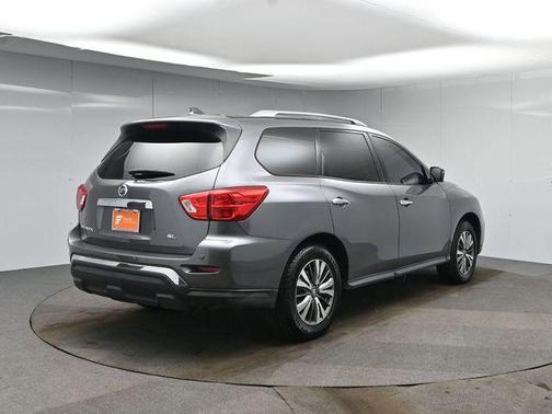 2020 Nissan Pathfinder SL 2WD