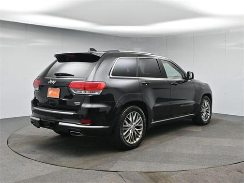 2017 Jeep Grand Cherokee Summit