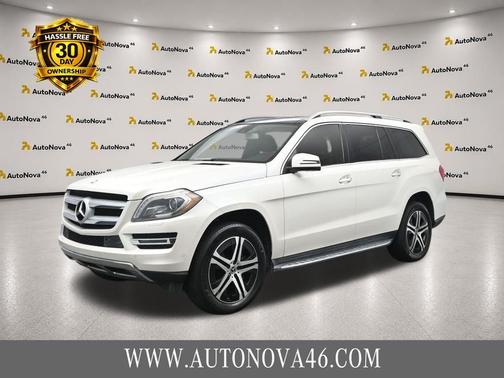 White 2016 Mercedes-Benz GL-Class 4MATIC