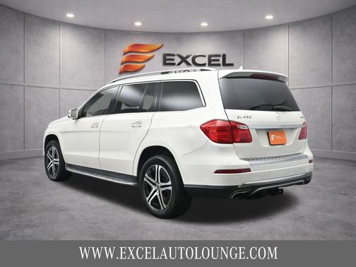 White 2016 Mercedes-Benz GL-Class 4MATIC