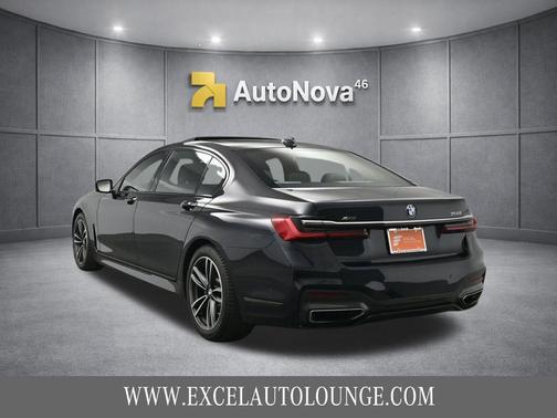 Carbon Black Metallic 2020 BMW 750 i xDrive