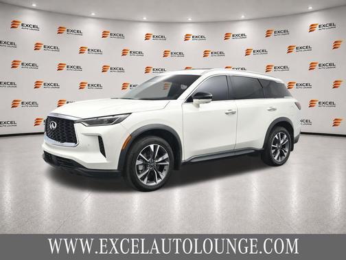 Majestic White 2023 INFINITI QX60 Luxe