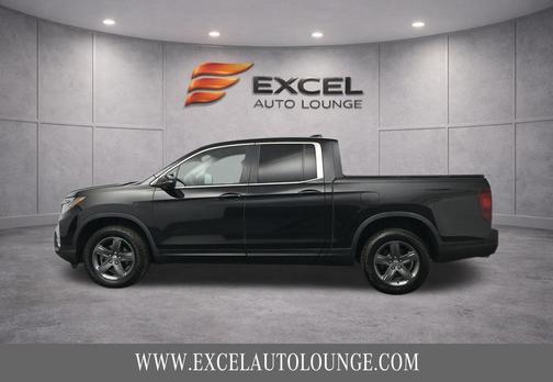 Crystal Black Pearl 2023 Honda Ridgeline RTL