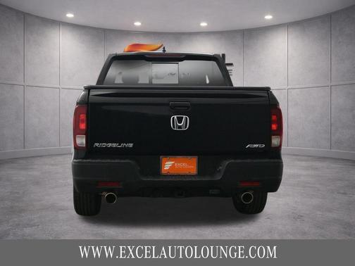 Crystal Black Pearl 2023 Honda Ridgeline RTL