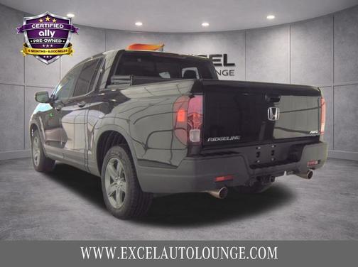 Crystal Black Pearl 2023 Honda Ridgeline RTL