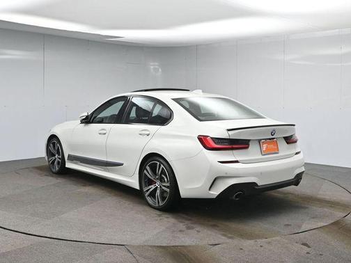 2021 BMW 330 xDrive