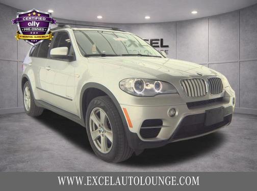 Titanium Silver Metallic 2012 BMW X5 xDrive35d