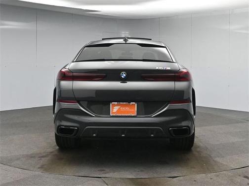 2021 BMW X6 M50i