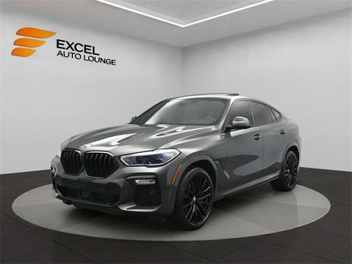 2021 BMW X6 M50i