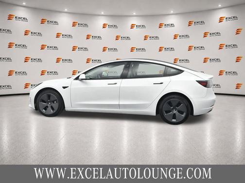 Pearl White Multi-Coat 2021 Tesla Model 3 Long Range