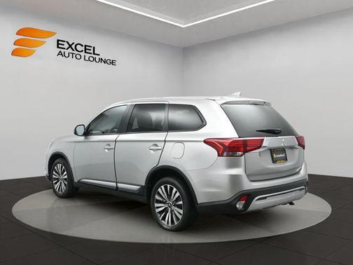 2020 Mitsubishi Outlander SEL