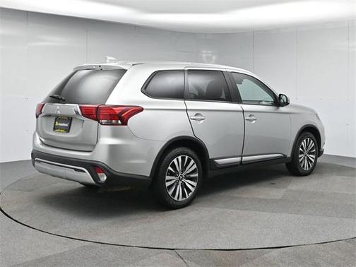 2020 Mitsubishi Outlander SEL