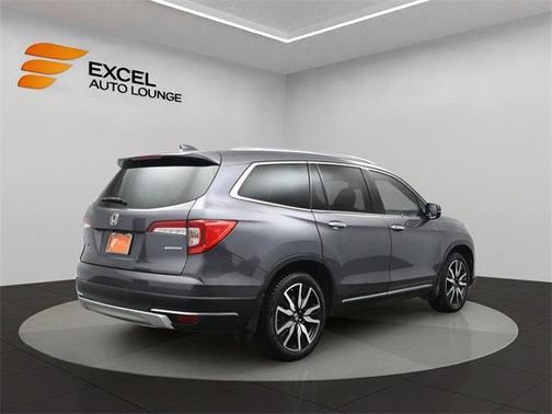 2020 Honda Pilot Touring 8-Passenger