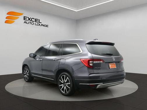 2020 Honda Pilot Touring 8-Passenger