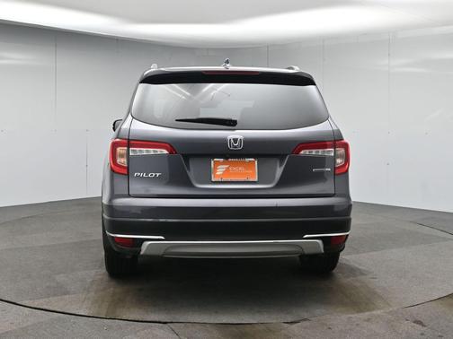 2020 Honda Pilot Touring 8-Passenger