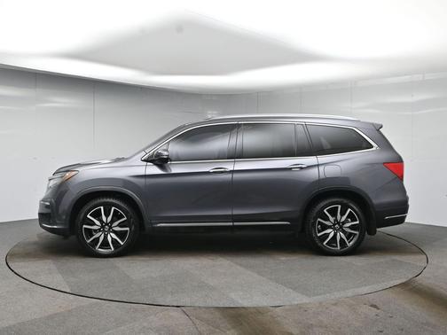 2020 Honda Pilot Touring 8-Passenger