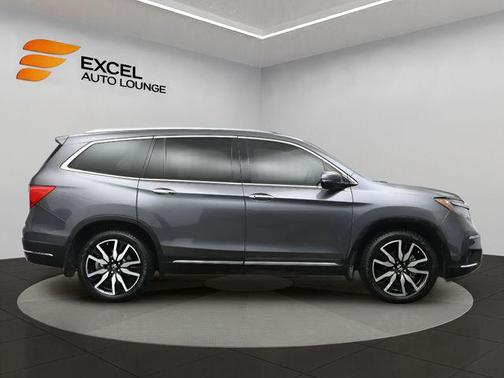 2020 Honda Pilot Touring 8-Passenger