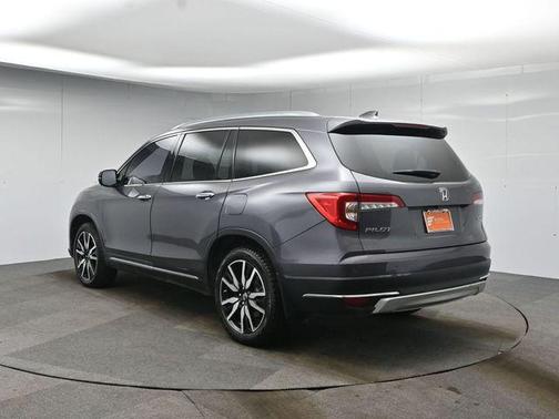 2020 Honda Pilot Touring 8-Passenger