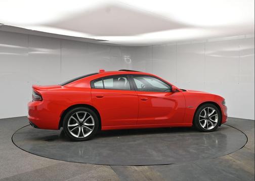 2016 Dodge Charger Road/Track