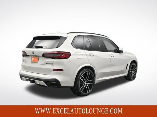 2023 BMW X5 M50i