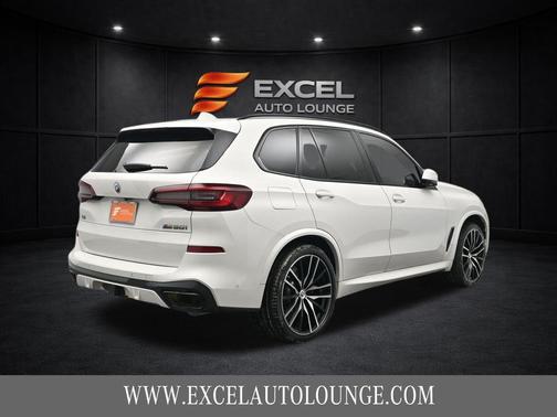 2023 BMW X5 M50i