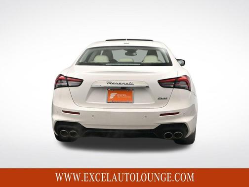 2022 Maserati Ghibli Modena