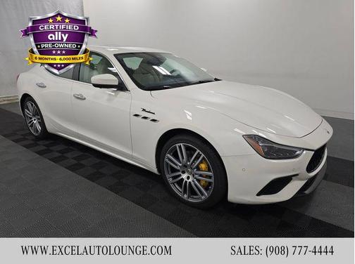 2022 Maserati Ghibli Modena