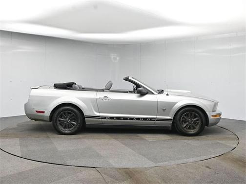 2009 Ford Mustang Premium