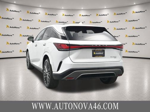 White Pearl 2023 Lexus RX 350 Luxury