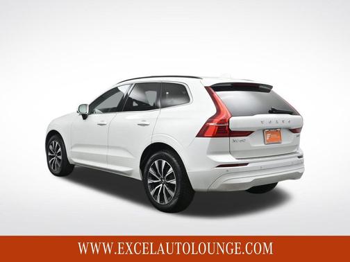 2023 Volvo XC60 B5 Core