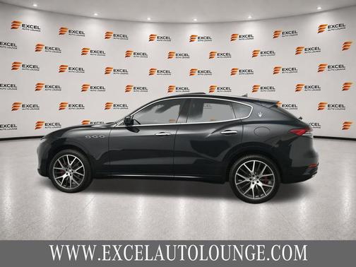 Nero Ribelle Metallic 2022 Maserati Levante GT