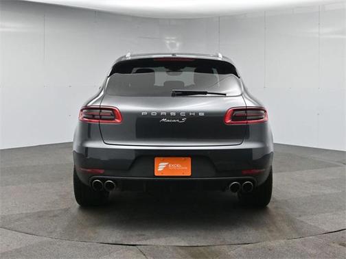 2018 Porsche Macan Base