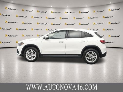 White 2022 Mercedes-Benz GLA 250 4MATIC