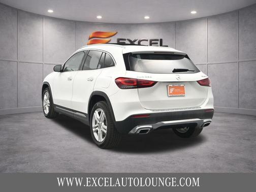 White 2022 Mercedes-Benz GLA 250 4MATIC